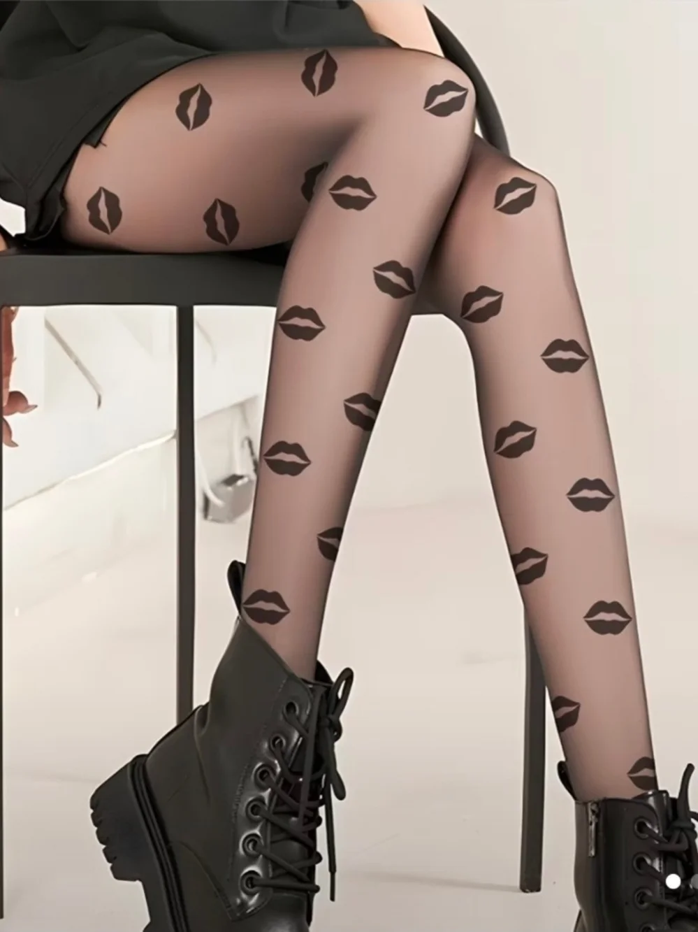 Sheer Black Lip-Print Tights - Fashionable Women's Hosiery
